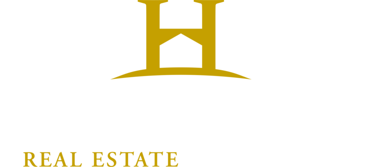 Costa Luz Homes white txt 768x345